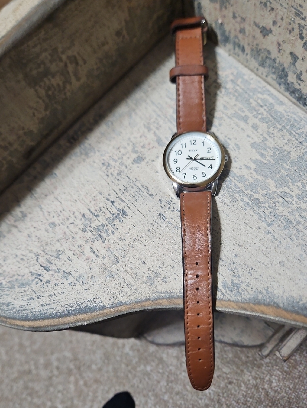 Timex Easy Reader Indiglo Mens Watch With Brown Leather Band